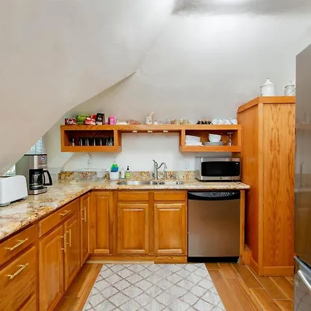 Alameda 3Br Unique Victorian Penthouse With Deck And Outdoor Furniture, Ac, 3 Blocks To Beach & Shopping Center & 2 Free Parking Spaces Extérieur photo
